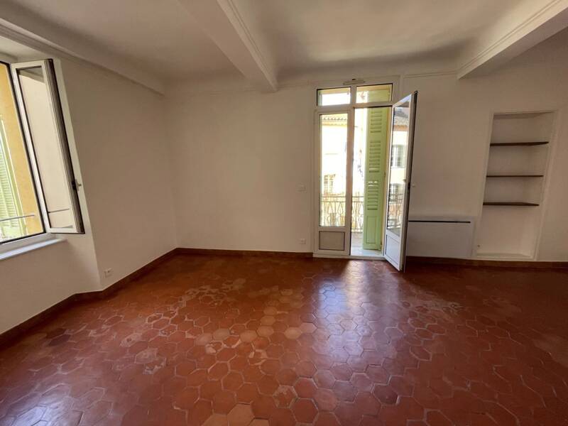 Maison à louer, 35m², FAYENCE