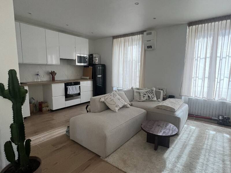 Maison à louer, 34m², ESBLY