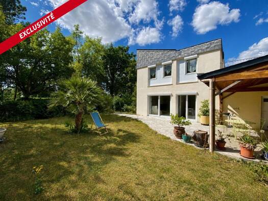Maison à vendre 310 600 € 5 pièces 4 chambres 101 m² 370 m² de terrain La Roseraie Angers 49000