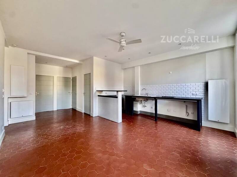 Maison à louer, 54m², NICE