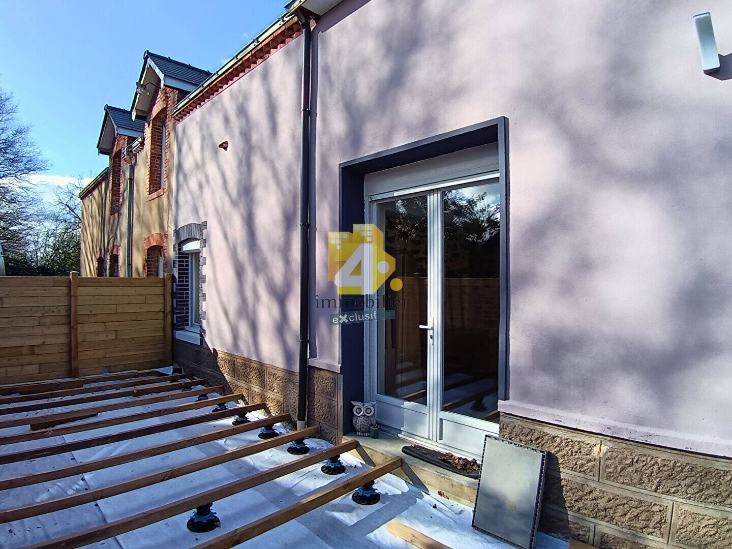Maison à louer, 81m², SEVERAC
