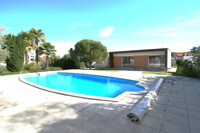 Maison à vendre, 242m², POITIERS