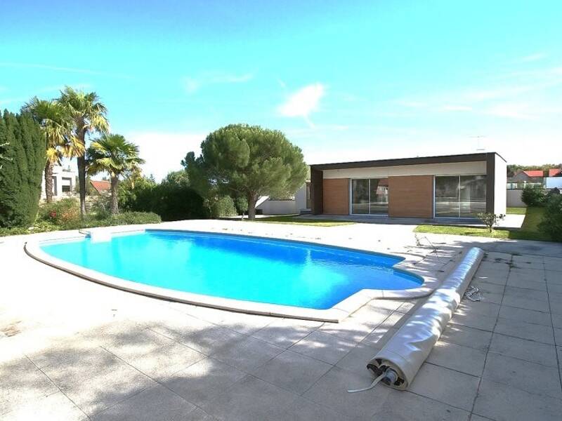 Maison à vendre, 242m², POITIERS