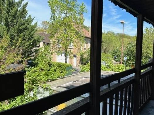 Maison de ville à vendre 158 000 € 11 pièces 7 chambres 230 m² 738 m² de terrain Saint-Céré 46400