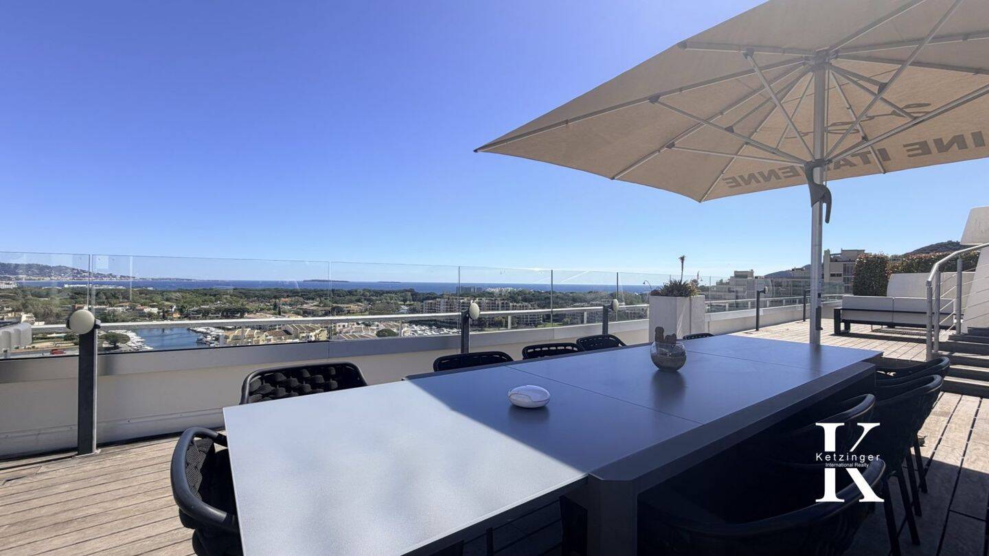 Maison à vendre, 200m², MANDELIEU LA NAPOULE