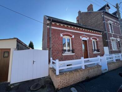 Maison à vendre 137 900 € 5 pièces 4 chambres 112 m² 812 m² de terrain Tergnier Tergnier 02700