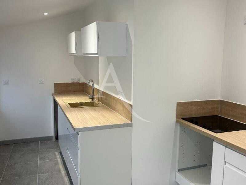 Maison à louer, 39m², BORDS