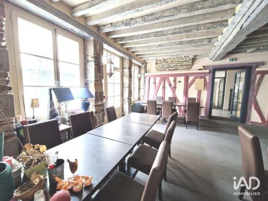 Local commercial à vendre 240 000 € 107 m² de surface de vente Sud Châteaugiron 35410