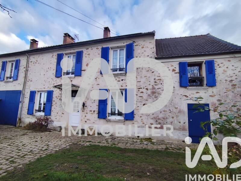 Maison à vendre, 240m², VILLENEUVE SUR BELLOT