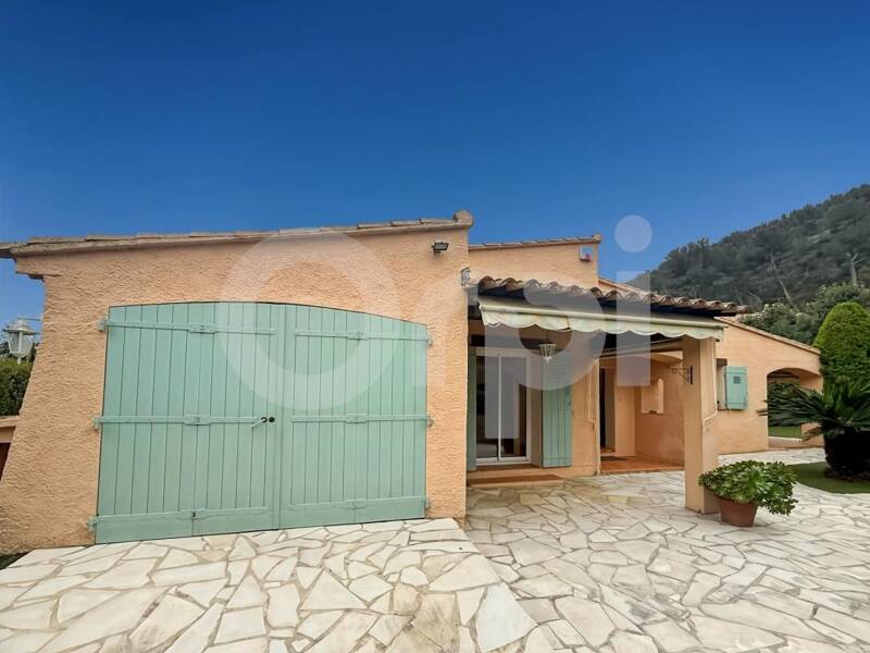 Maison à louer, 142m², LA CRAU