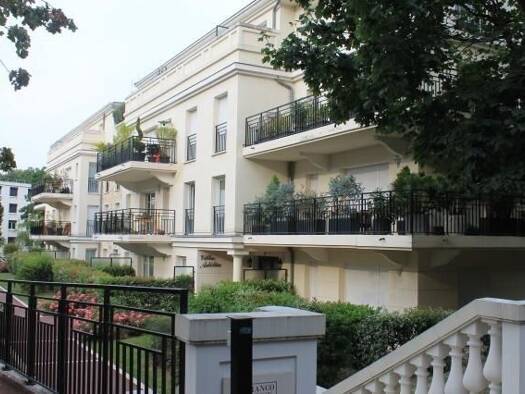 Studio à louer 865 € 1 pièce 24 m² Houssières Châtenay-Malabry 92290