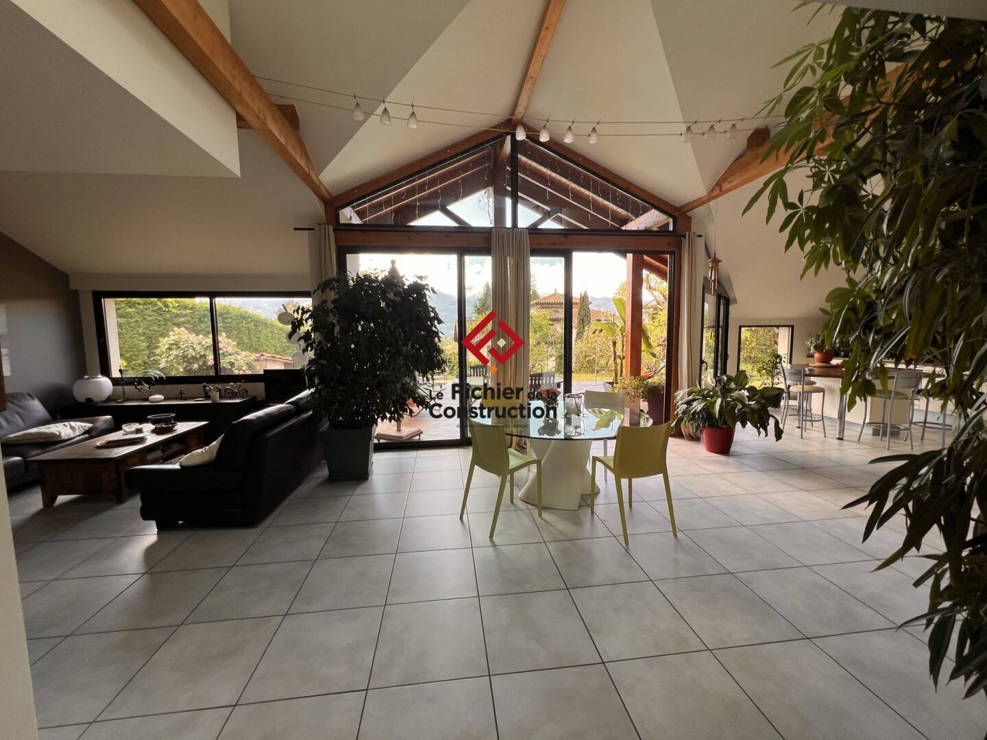 Maison à vendre, 190m², SAINT NAZAIRE LES EYMES