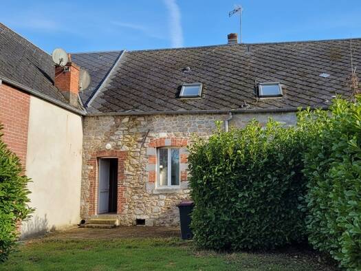 Maison à vendre 55 000 € 3 pièces 1 chambre 62 m² 375 m² de terrain Nord Est Avesnes-sur-Helpe 59440