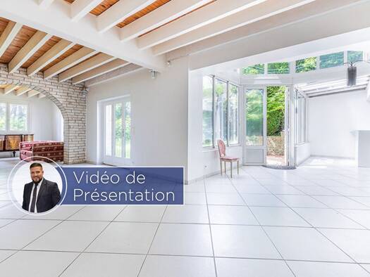Maison à vendre 860 000 € 8 pièces 5 chambres 220 m² 721 m² de terrain Lozère Palaiseau 91120