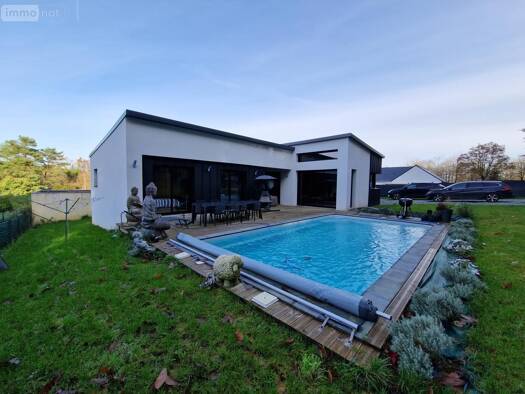 Maison à vendre 539 240 € 6 pièces 4 chambres 145 m² 1 176 m² de terrain Plumelec 56420