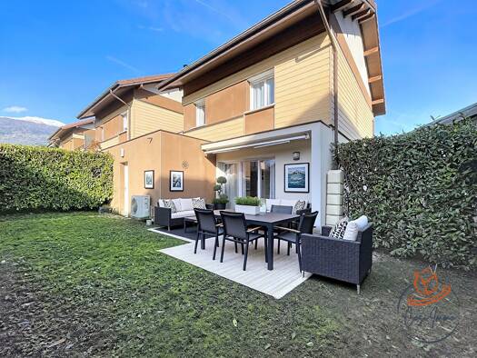 Maison à vendre 549 000 € 4 pièces 3 chambres 109 m² 226 m² de terrain Saint-Jean-de-Gonville 01630