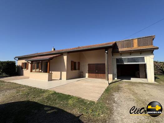 Maison de plain-pied à vendre 173 000 € 5 pièces 3 chambres 117 m² 1 896 m² de terrain Jouvencon 71290