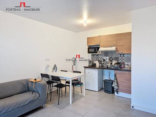 Appartement à vendre 123 000 € 2 pièces 1 chambre 33 m² RDC Saint-Quentin-de-Baron 33750