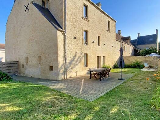 Maison à vendre 535 000 € 8 pièces 5 chambres 165,9 m² 406 m² de terrain Douvres-la-Délivrande 14440