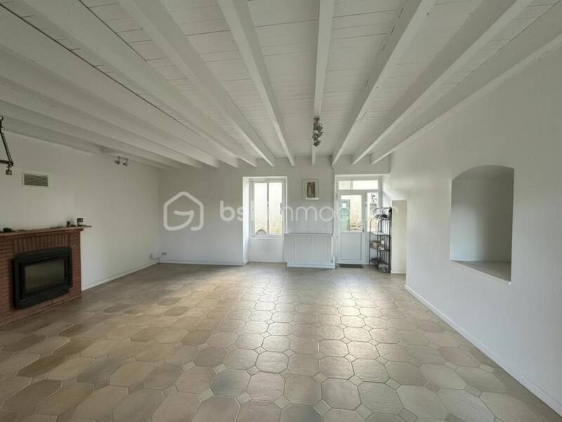 Maison à vendre, 241m², LA MEZIERE