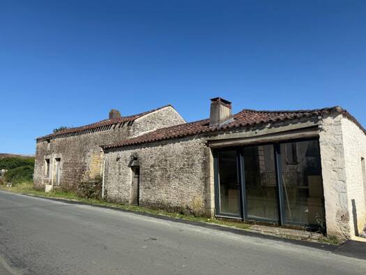Maison à vendre 58 000 € 3 pièces 1 chambre 62 m² 348 m² de terrain Saint-Juire-Champgillon 85210
