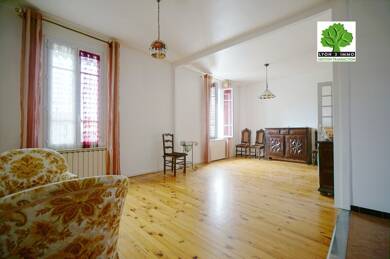 Maison à vendre 639 000 € 6 pièces 5 chambres 195 m² 258 m² de terrain Villeurbanne 69100
