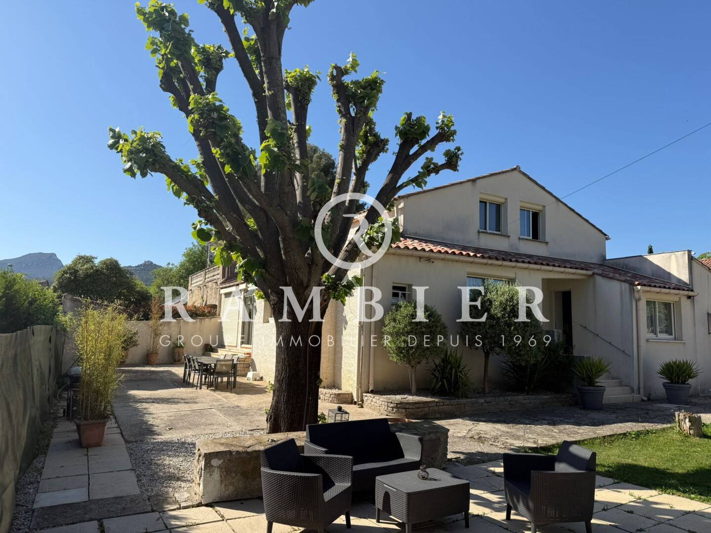 Maison à vendre, 185m², SAINT MATHIEU DE TREVIERS