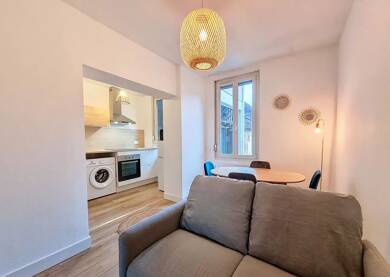 Appartement à louer 790 € 2 pièces 1 chambre 32 m² RDC Koenigshoffen Est Strasbourg 67000