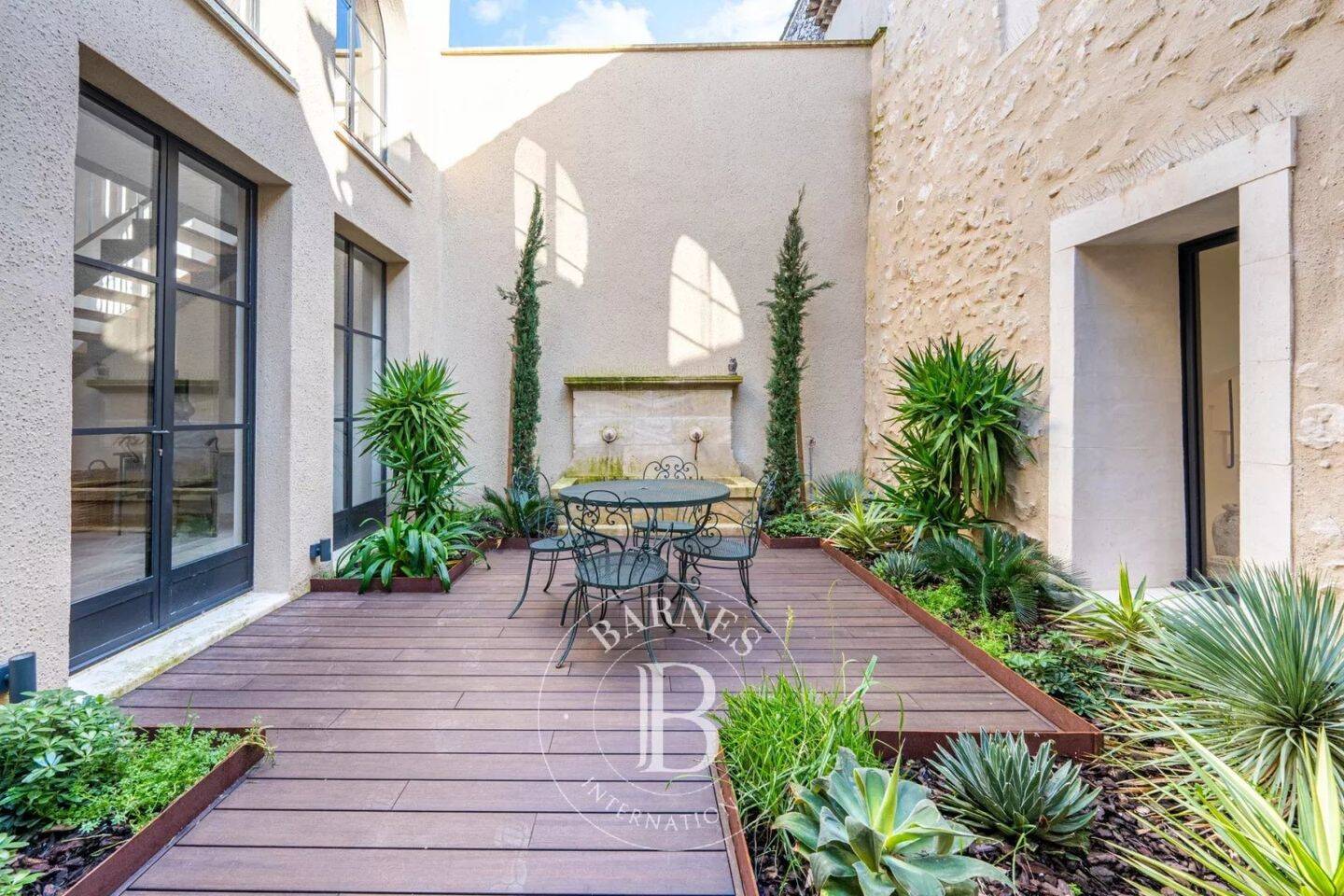 Maison à vendre, 310m², EYGALIERES