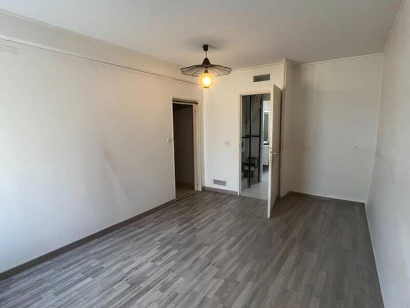 Maison à vendre, 372m², L'ISLE D'ESPAGNAC