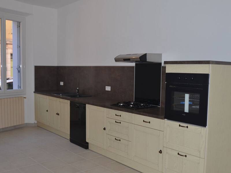 Maison à louer, 171m², FLASSANS SUR ISSOLE