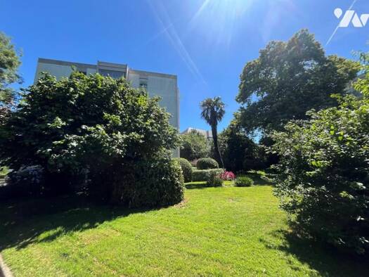 Appartement à vendre 209 600 € 3 pièces 1 chambre 63 m² Étage 5/5 Auray 56400