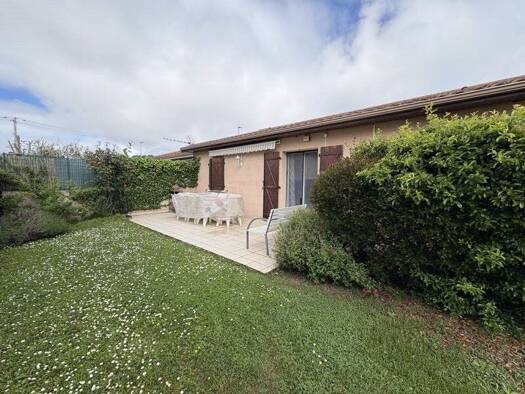 Maison de plain-pied à vendre 161 250 € 5 pièces 3 chambres 77 m² 282 m² de terrain Semeac 65600