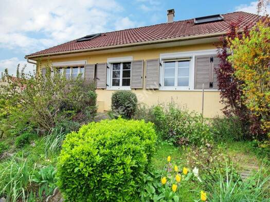 Maison à vendre 239 000 € 6 pièces 4 chambres 110 m² 564 m² de terrain Épernon 28230