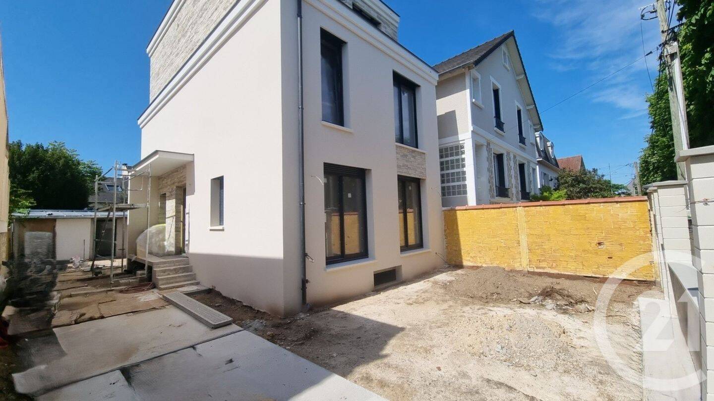 Maison à vendre, 147m², LA VARENNE SAINT HILAIRE