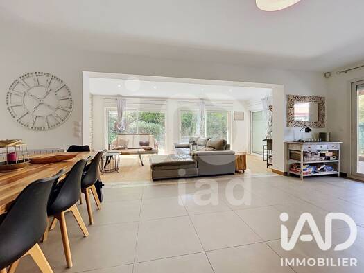 Maison à vendre 354 000 € 7 pièces 5 chambres 144 m² 605 m² de terrain Ozouer-le-Voulgis 77390