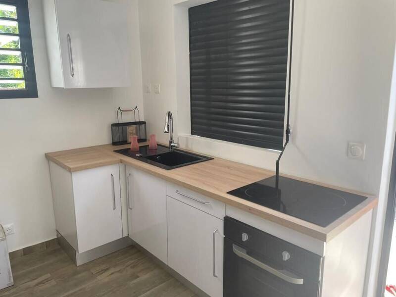 Maison à louer, 59m², LES ABYMES