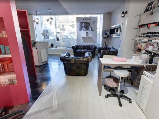 Local commercial à louer 3 220 € 120 m² de surface de vente Centre Croix 59170