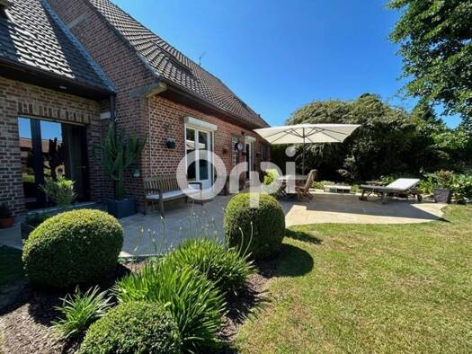 Maison à vendre 439 900 € 6 pièces 5 chambres 210 m² 970 m² de terrain Gondecourt 59147