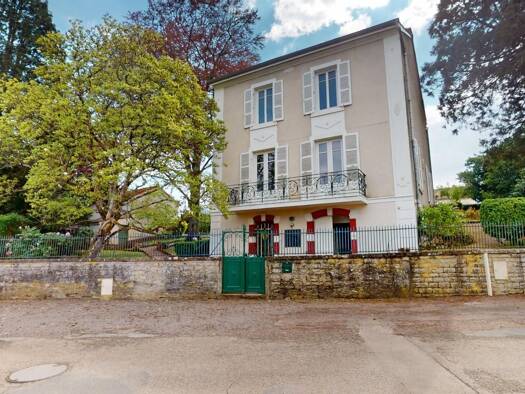 Maison à vendre 385 000 € 5 pièces 4 chambres 121 m² 1 508 m² de terrain Cheilly-lès-Maranges 71150