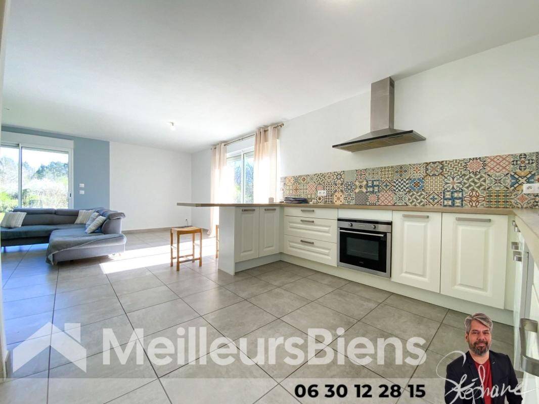 Maison à vendre, 109m², MONTENDRE
