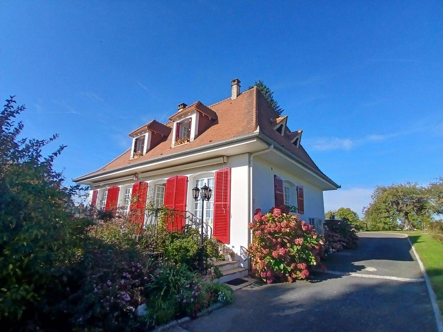 Maison à vendre, 133m², SAINT PRIEST LES FOUGERES
