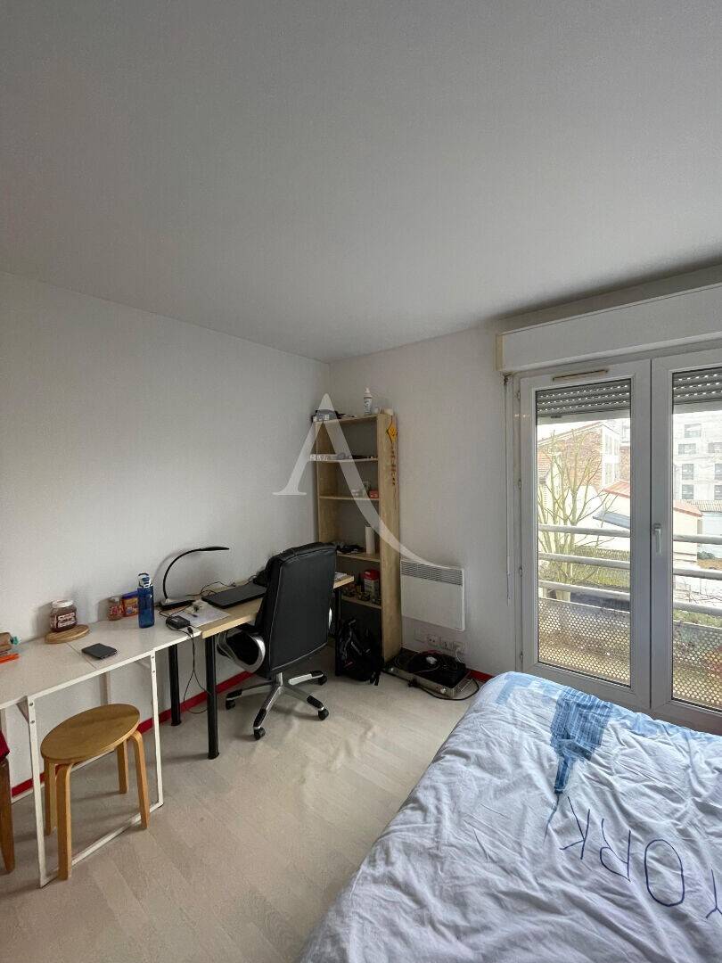 Maison à louer, 16m², LE KREMLIN BICETRE