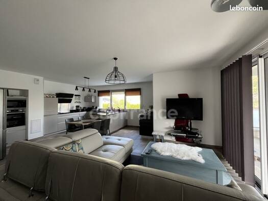 Appartement à vendre - neuf 527 000 € 4 pièces 3 chambres 84 m² Étage 3/3 Nâves-Parmelan 74370