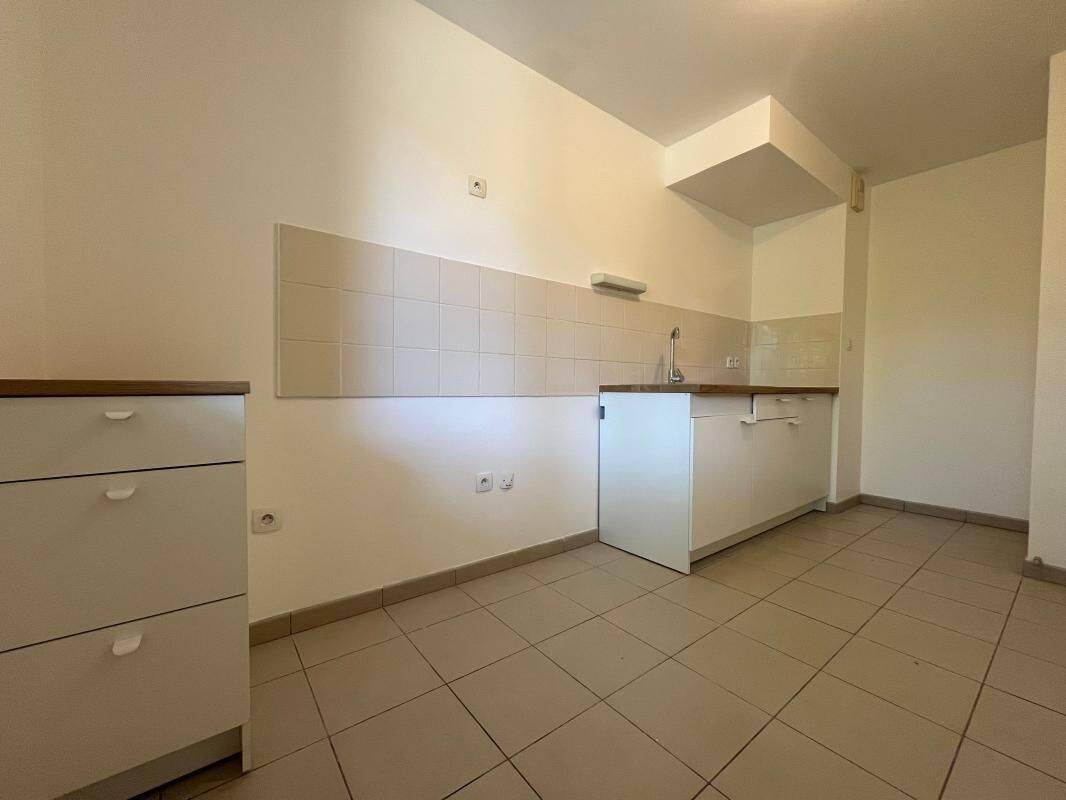 ?? À louer – Spacieuse maison T5 familiale avec jardin et garage — 4