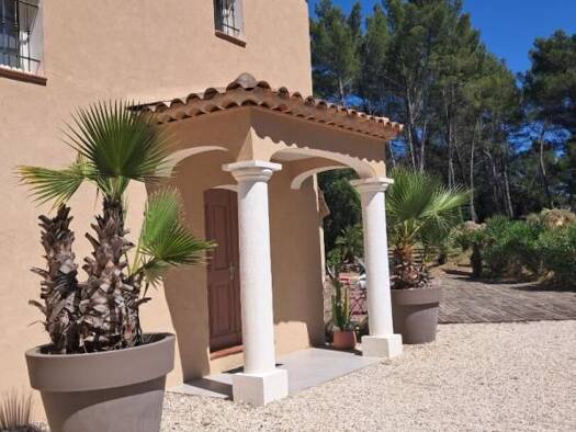 Maison à vendre 840 000 € 8 pièces 6 chambres 280 m² 5 300 m² de terrain Les Selves-Le Seiran Draguignan 83300