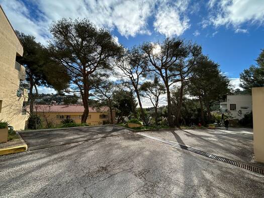 Parking à louer 140 € 13 m² Village Saint-Mandrier-sur-Mer 83430