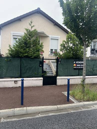 Maison à vendre 315 000 € 4 pièces 3 chambres 75 m² 378 m² de terrain Les Oiseaux Drancy 93700