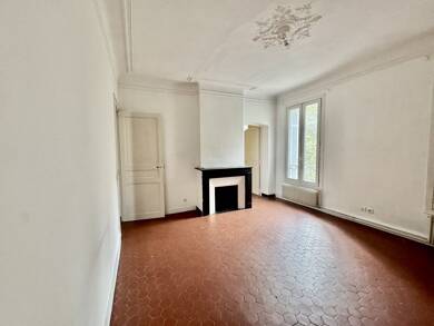 Duplex à vendre 540 000 € 5 pièces 3 chambres 103 m² Étage 3/4 Comtale-Cente-Cours Mirabeau Aix-en-Provence 13100