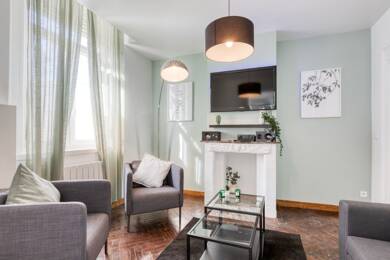Appartement à louer 420 € 5 pièces 1 chambre 90 m² RDC Moulin-Poterie Roubaix 59100